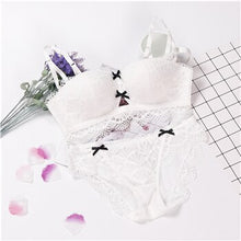 Load image into Gallery viewer, Flowers Lace Bra Set
